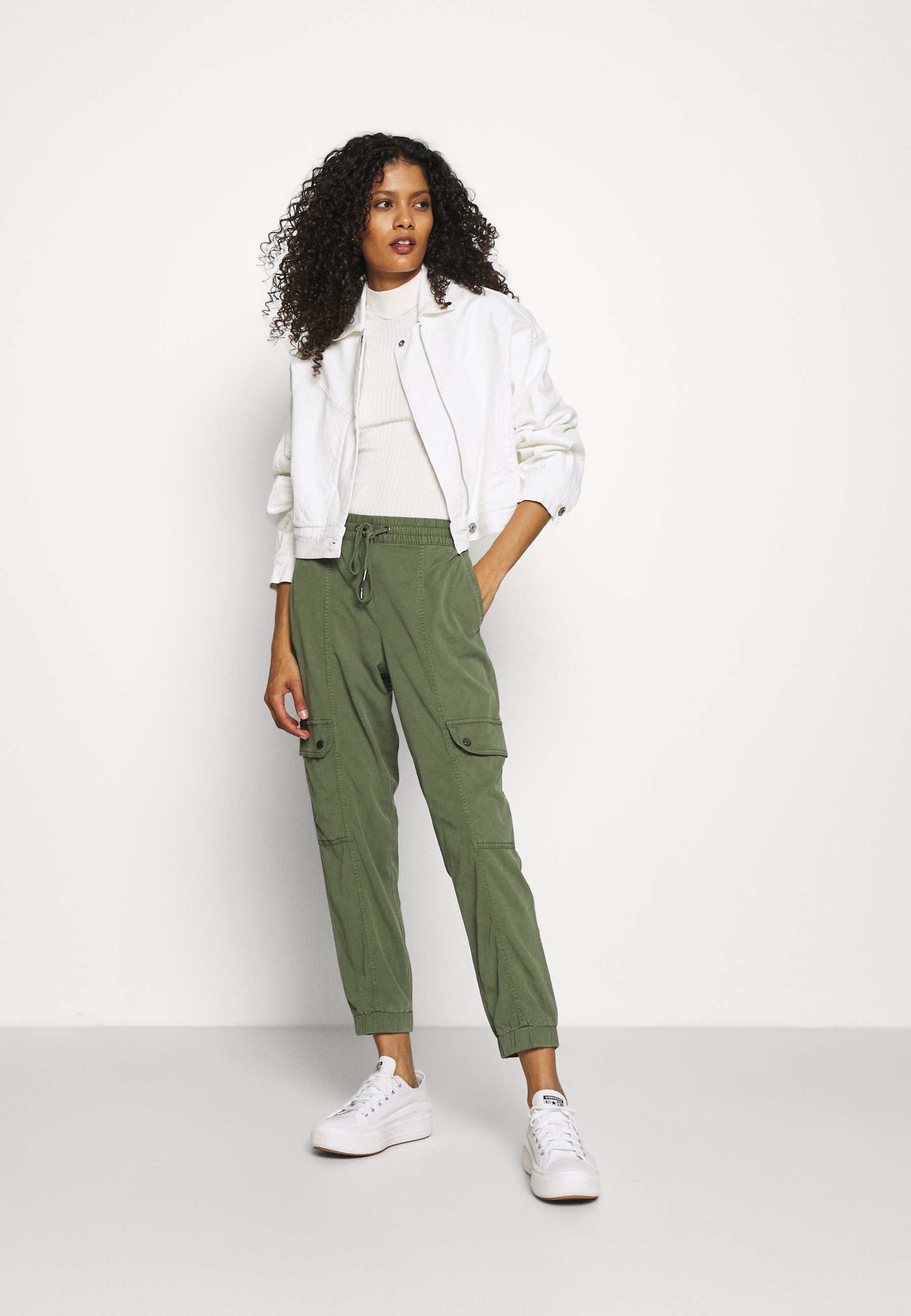 Abercrombie \u0026 Fitch CROPPED PUFF SLEEVE 