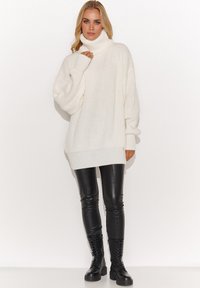 Makadamia - Sweter