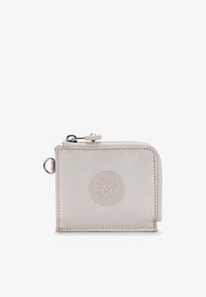 Kleine beige stoffen portemonnee met ritssluiting en ronde Kipling-logo op de voorkant, metalen ring aan de zijkant.