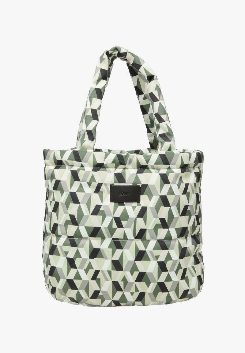 Bedruckte Tragetasche mit geometrischen Formen in Grün, Schwarz und Weiß. Aus Stoff gefertigt, mit stabilen Griffen und einem kleinen Markenakzent.