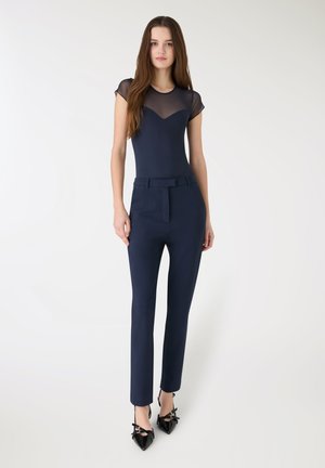 PIZZO - T-shirt z nadrukiem