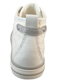 White high-top shoe made of textured leather, featuring a silver accent strap, round silver snap, and a grey rubber sole.