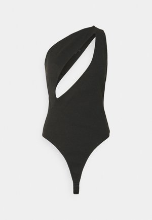 Maillot de bain une pièce noir avec un design découpé, épaule asymétrique et bas string. Fabriqué en tissu lisse et ajusté.