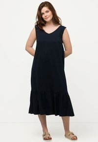 Ulla Popken V-AUSSCHNITT, ÄRMELLOS,  - Freizeitkleid - dark blue