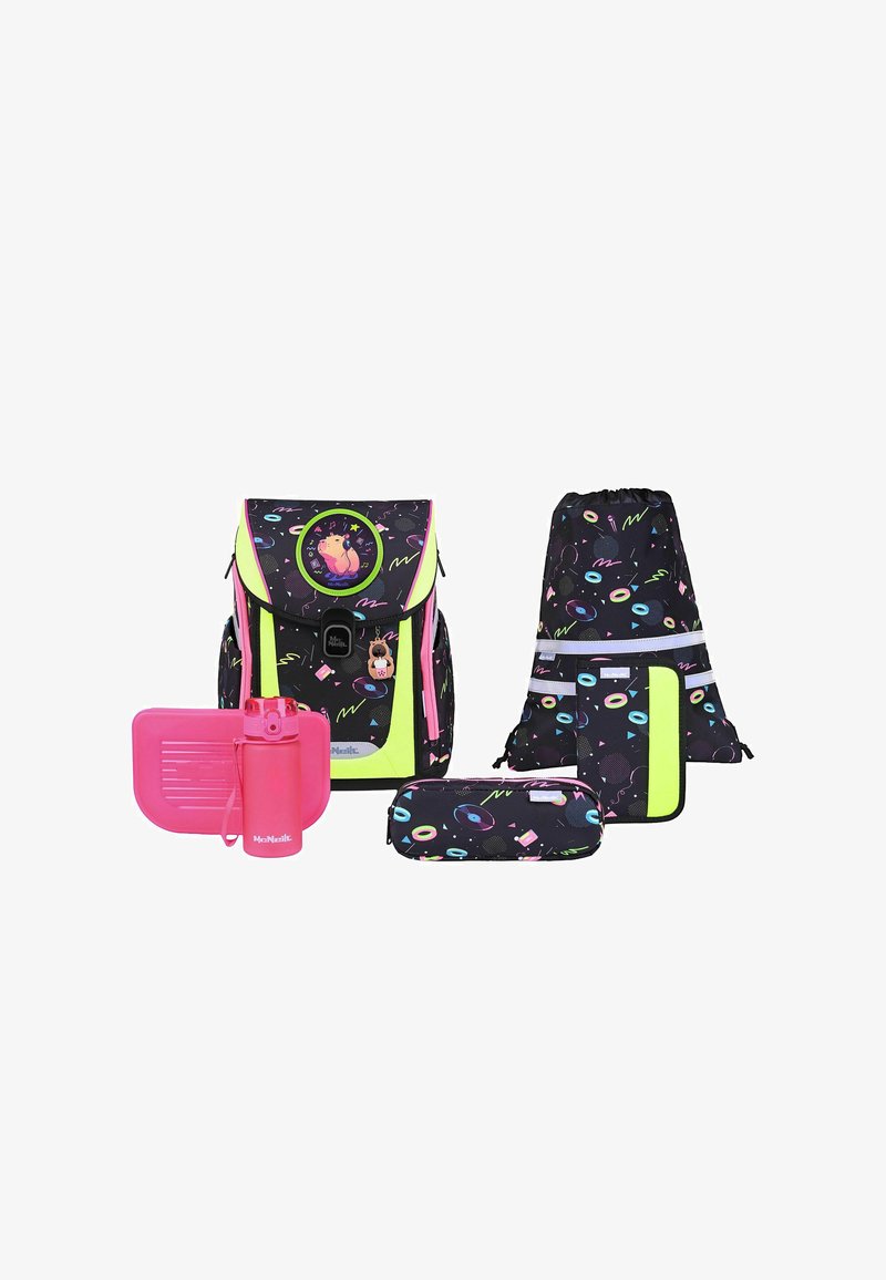 Ensemble de sac à dos scolaire noir et rose néon avec motifs sur le thème de l'espace, comprenant une bouteille, une boîte à lunch, une trousse et un sac à cordon.