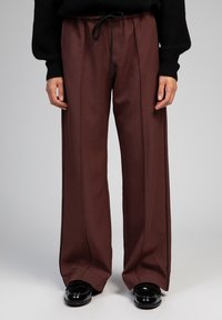 AN'GE Pantalon classique - chocolat
