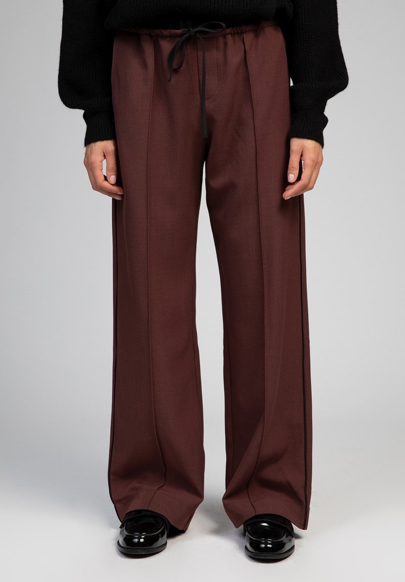 AN'GE Pantalon classique - chocolat