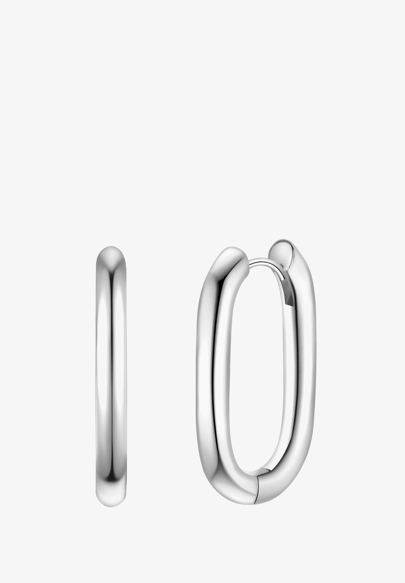 Hõbedased rõngakõrvarõngad, millel on sile ja ümar disain. Üks kõrvarõngas on veidi suurem, mõlemad on poleeritud viimistlusega ja klambriga sulgemisega.