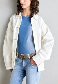 Non sélectionné, taupe