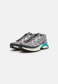 Salomon Sportstyle XT-PATHWAY 2 UNISEX - Sneakers low - sharkskin/silver/capri breeze
