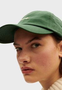 Thinking Mu CHRIS UNISEX - Kapa - pine green