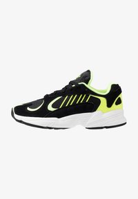 Wybrany, core black/hi-res yellow