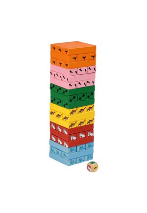Gestapelte bunte Holzklötze mit Tier- und Objektillustrationen, neben einem sechsseitigen Holzwürfel mit passenden Bildern auf jeder Seite.