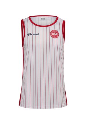 Maillot de sport blanc sans manches avec fines rayures verticales rouges, bordure rouge, logo Hummel sur la poitrine gauche et emblème de l'Union danoise de football sur la poitrine droite.