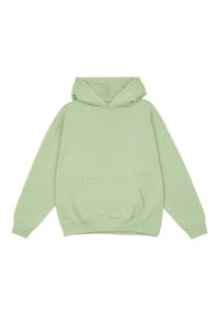 Unselected, washed matcha green gum