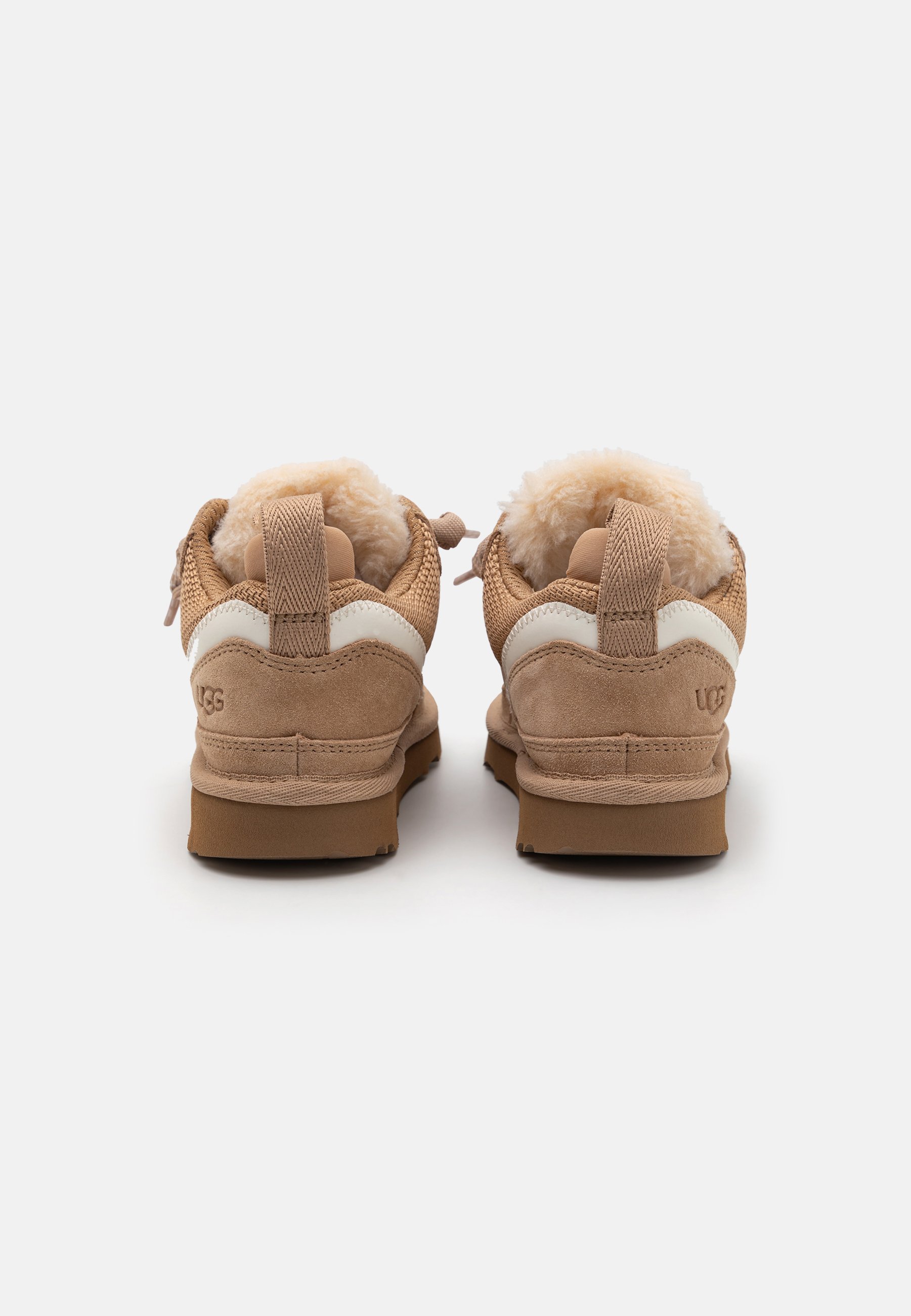 スニーカー UGG Sand Suede Lowmel Sneakers UGG Lowmel Suede high-top Sneakers | Neutrals | FARFETCH PL