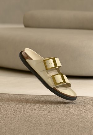 ARIZONA LENA - Sandaler - ecru