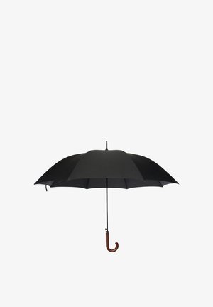 Czarna parasolka z zakrzywionym drewnianym uchwytem, wodoodpornym materiałem, ośmioma prętami i gładką, matową powierzchnią.