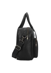 Schwarze Ledertasche mit zwei Reißverschlusstaschen, verstellbarem Schulterriemen und zwei Griffen oben. Glatte Textur mit metallischen Akzenten in Silber.