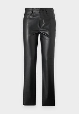 Zwarte leren broek met een recht model, voorzien van voorzakken, een knoopsluiting en een gladde, glanzende textuur.