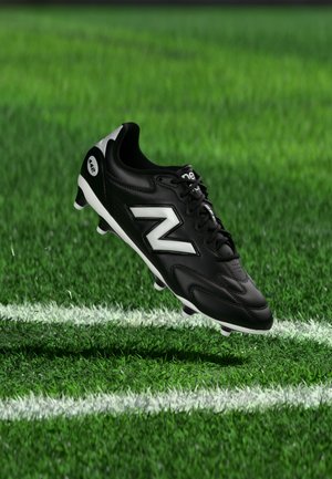 New Balance, 442 TEAM FG V3 - Футболни обувки за твърд терен - black nb white