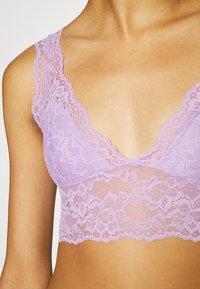 Pieces PCLINA BRA - Corpete - lavendula