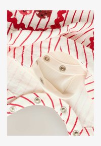 Sélectionné, red stripe cherry