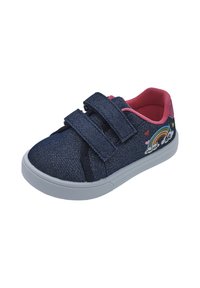 Baskets en denim marine avec intérieur rose, dotées de deux bandes Velcro et d'un design arc-en-ciel avec des cœurs sur le côté. Semelle en caoutchouc texturé.