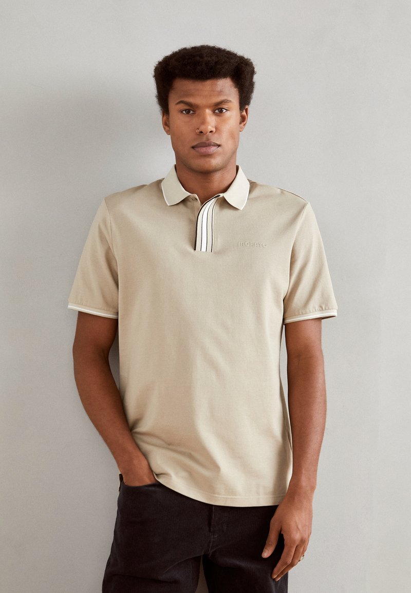 Antony Morato REGULAR FIT WITH MATT FOAM LOGO PRINT - Polo - sand