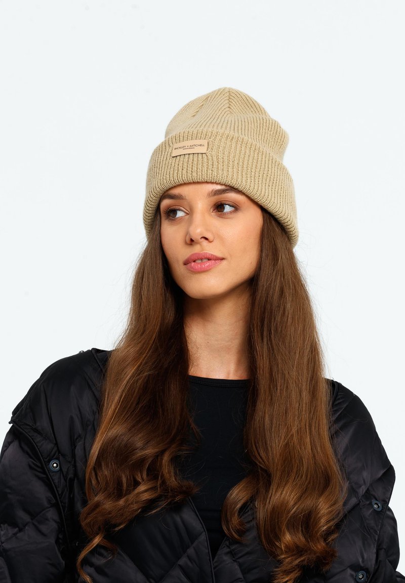 Bickley+Mitchell Muts - sand