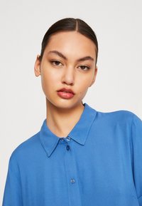 VILA VIPAYA S S NOOS - Srajčna obleka - federal blue