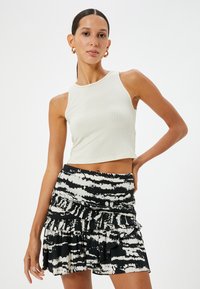 Koton Falda cruzada - black