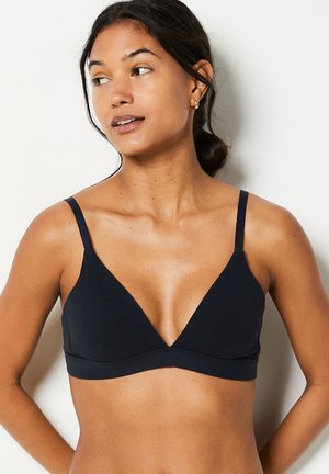 Zwarte, driehoekige bralette met dunne verstelbare bandjes, gemaakt van zachte stof, met een naadloos ontwerp en een brede onderband voor ondersteuning.