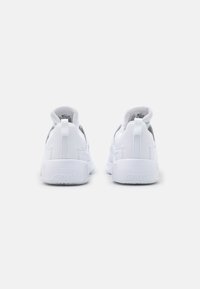 Nike Performance AIR MAX BELLA TR 5 - Treenikenkä - white
