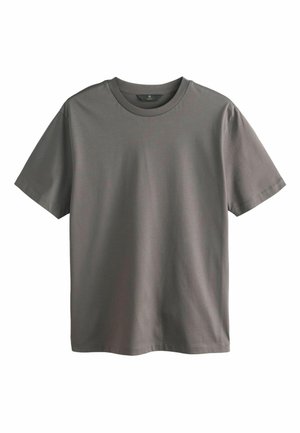 Einfaches graues T-Shirt mit kurzen Ärmeln und Rundhalsausschnitt, flach auf weißem Hintergrund dargestellt.