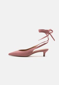 Unselected, light pink