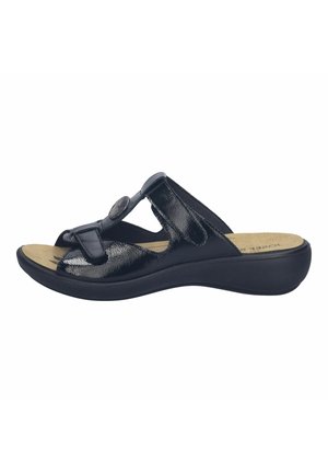 Schwarze offene Slides mit verstellbaren Riemen und gepolstertem Fußbett, entworfen für Komfort und lässiges Tragen.