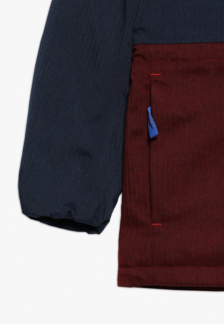 jack wolfskin bandai jacket