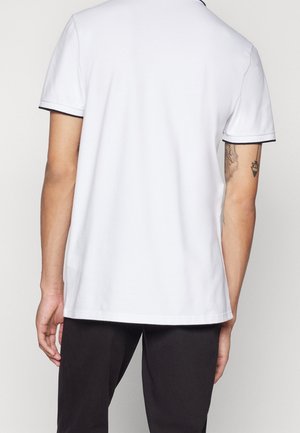 Polo - white