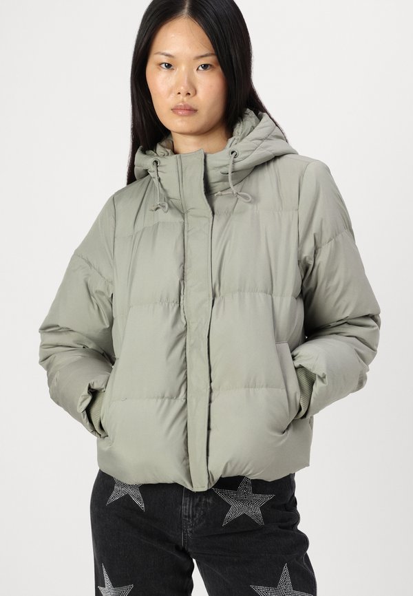 ONLALICE SHORT JACKET - Down jacket - vetiver4