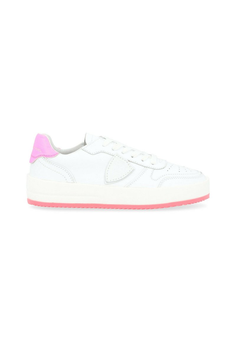 White sneaker with a smooth leather upper, pink accents at the heel, and a thick white sole featuring a contrasting pink outsole.