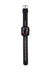 Reloj inteligente de silicona negra con cara cuadrada, herrajes plateados y marca Kappa. La correa texturizada presenta pequeños patrones de logotipos y agujeros ajustables.