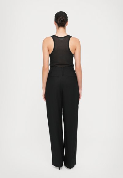 Victoria Beckham HIGH WAIST CINCH TROUSER - Stoffhose - black