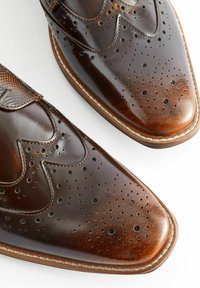Next BROGUE - Derbies & Richelieus - brown