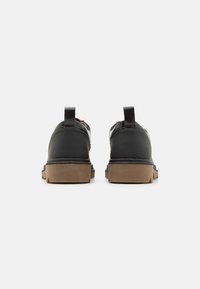 ECCO GRAINER W - Šněrovací boty - black/cocoa brown