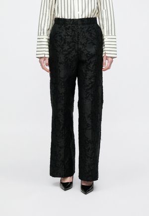 DAY Birger et Mikkelsen HUNT REFINED STRUCTURE - Calças - black