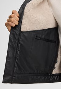 Strellson Winterjas - dunkelgrau