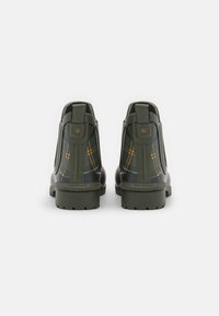 Barbour WILTON CHELSEA WELLY - Bottes en caoutchouc - khaki/dark green