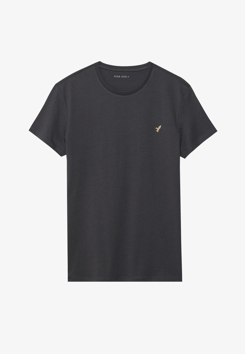 Camiseta de algodón gris oscuro para hombres con cuello redondo. Presenta un pequeño logotipo de pájaro bordado en oro en el lado izquierdo del pecho. Mangas cortas, corte regular.