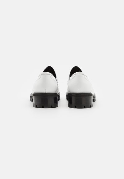 Elleme CHOUCHOU SQUARE LOAFER - Παπούτσια χωρίς κορδόνια - white